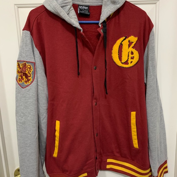 Warner Bros. Jackets & Blazers - Harry Potter gryffindor snap jacket Warner Bros. Jackets & Blazers - Harry Potter gryffindor snap jacket